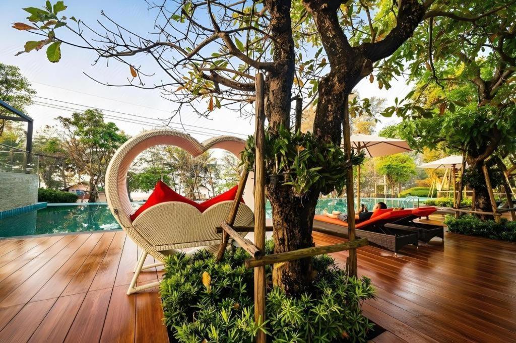 Chatnipa Beach Resort By Morseng Ban Hat Lek Eksteriør bilde