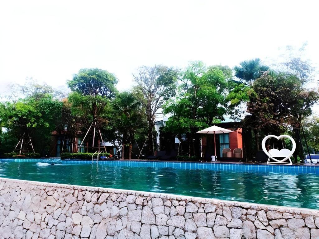 Chatnipa Beach Resort By Morseng Ban Hat Lek Eksteriør bilde